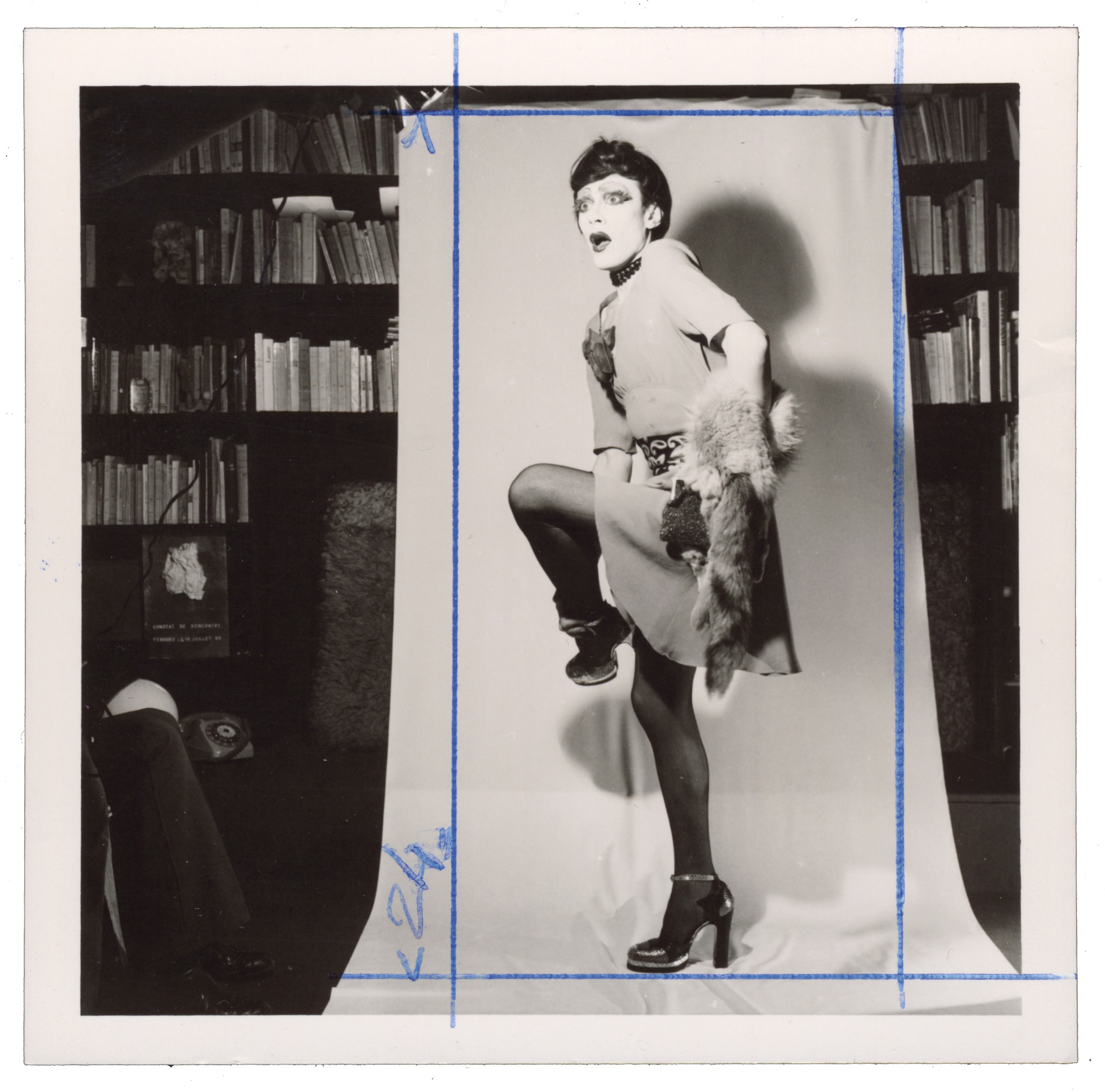 Michel Journiac, Tirage préparatoire - Rita Hayworth, 1972, tirage argentique d'époque, encre sur papier, 9 x 9 cm, courtesy Galerie Christophe Gaillard © ADAGP Michel Journiac